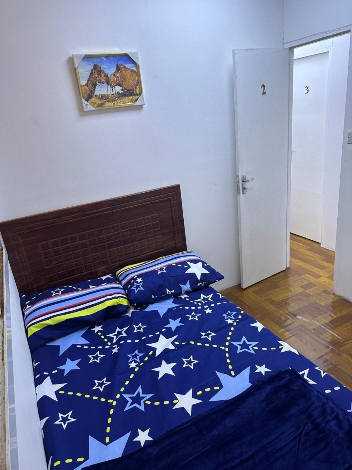Privatunterkunft Brand New Unisex Budget Family In Center Of Bur Dubai